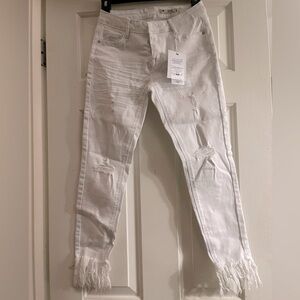 Cute White Distress Jeans!